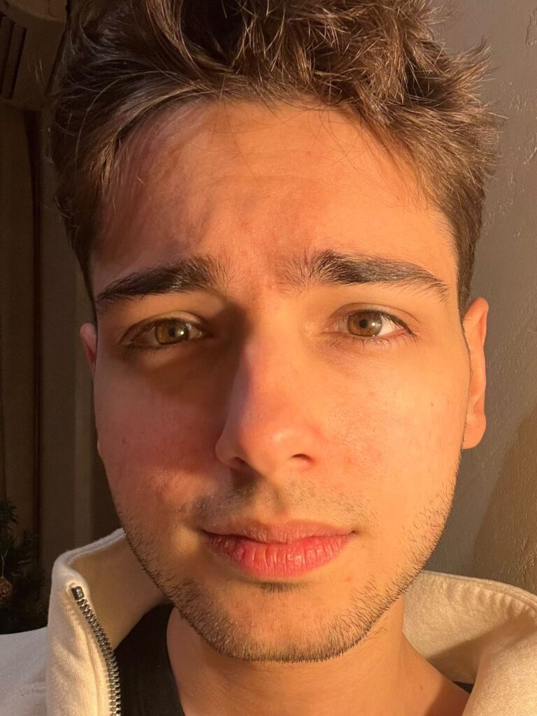 WhatsApp Image 2025-12-16 at 20.00.51